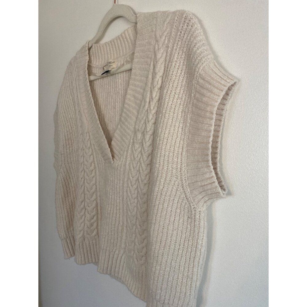 Universal Thread Cream Cable Knit V-Neck Cap Sleeve Sweater Vest Size L - Picture 4 of 5
